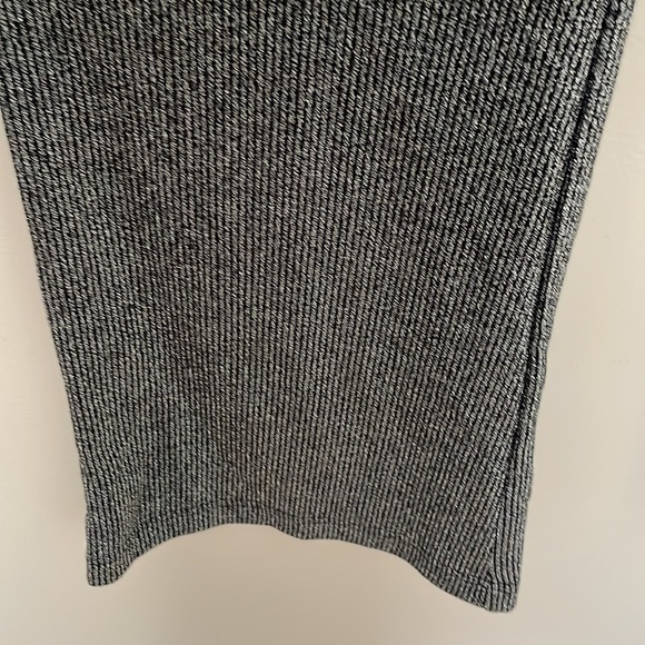 NWT Old Navy Shimmer Flare Pant. XL - Picture 2 of 7